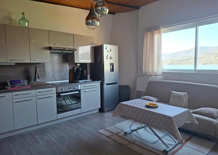 T3 Pied Dans L'eau * Propriano (Corsica)